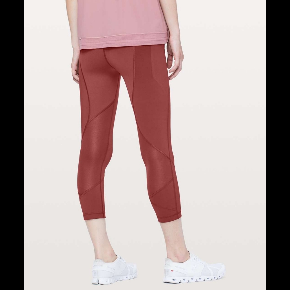 Lululemon pace rival crops full on luxtreme 22 inch - Picture 3 of 6